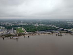 Gateway Arch_Looking East Across Mississippi River_St. Louis Missouri